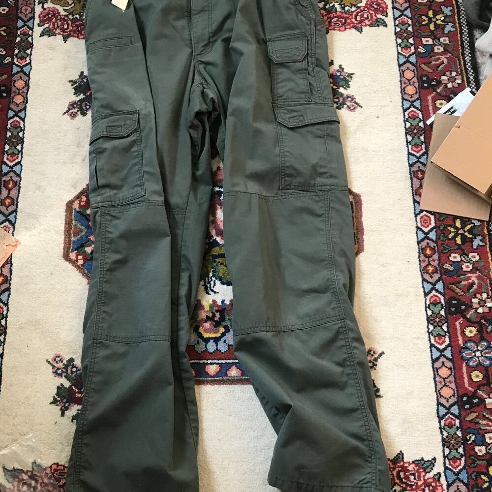 5.11 Tactical Pants Mens 38‎ x 34 green Cargo